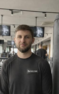 Инструктор групповых программ Шохин Вячеслав